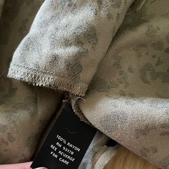 Premise|Olive Animal Print, Leopard Print Long Kimono Blazer, Size XS•••NWT - Picture 12 of 14